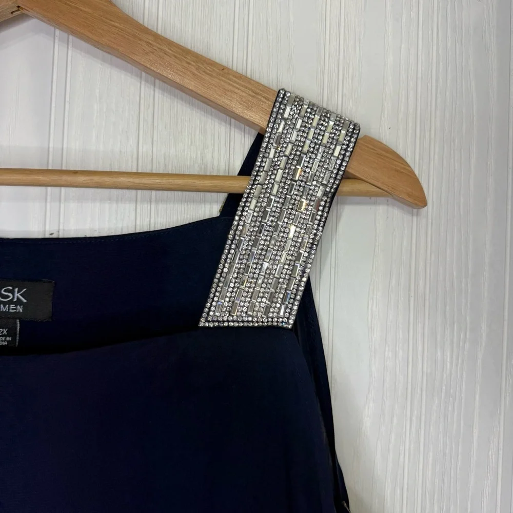 MSK Women’s Navy Blue formal dress with rhinestone detail size 2X - Picture 4 of 10